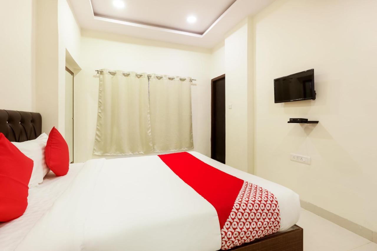 โอโย แฟล้กชิป 30861 โฮเต็ล เวโลซิตี้ วิชัยนคร Hotel อินดอร์ ภายนอก รูปภาพ